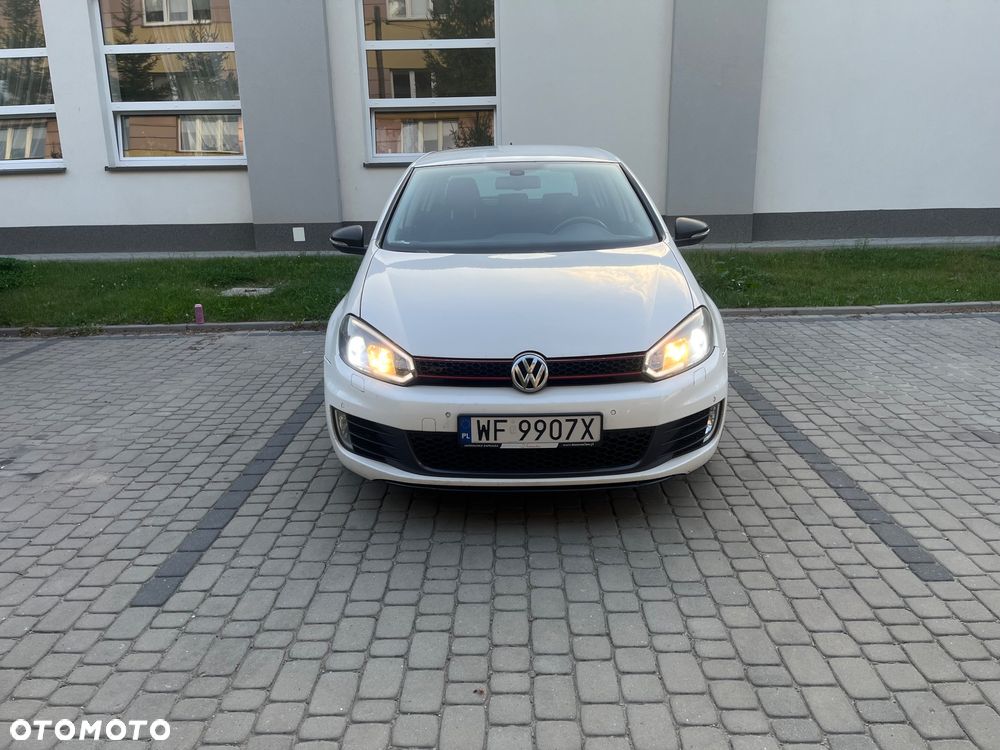 Volkswagen Golf 2.0 TDI Highline - 25