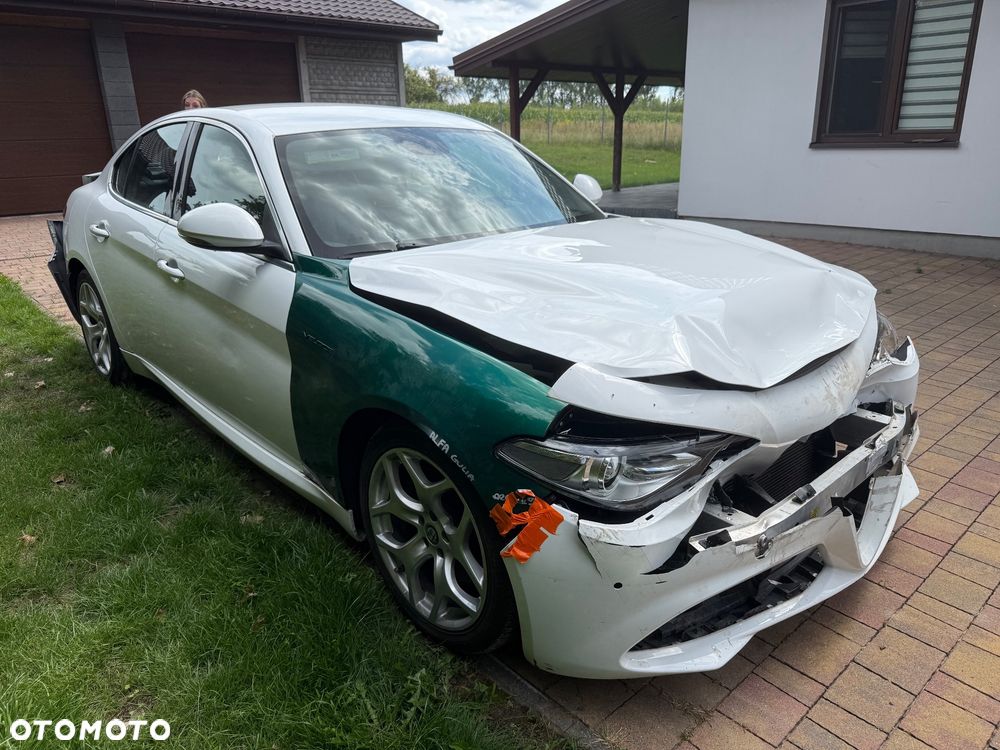 Alfa Romeo Giulia 2.0 Turbo 16V AT8 Veloce Ti - 2