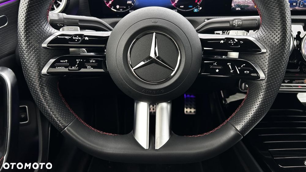 Mercedes-Benz Klasa A 200 AMG Line 7G-DCT - 15