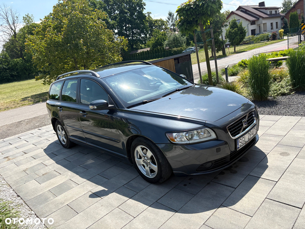 Volvo V50