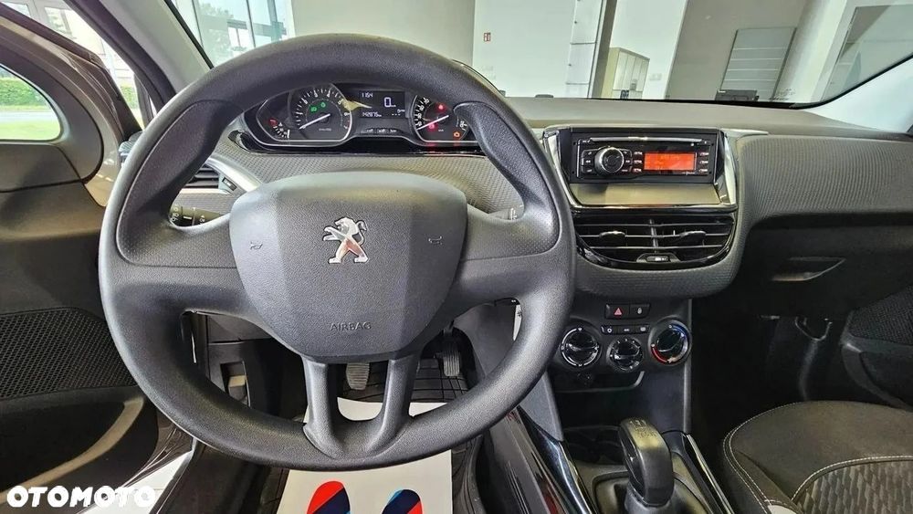 Peugeot 2008 1.2 Pure Tech Style - 11