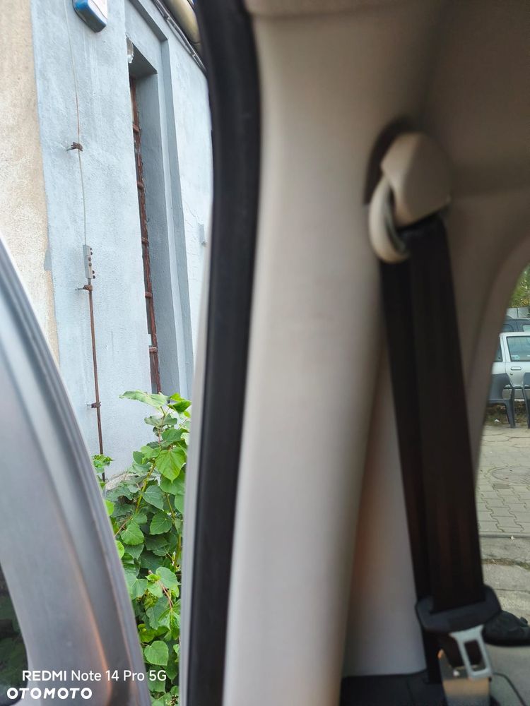 Volkswagen Caddy - 12