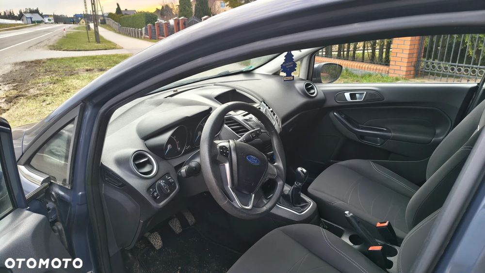Ford Fiesta 1.25 Ambiente - 14