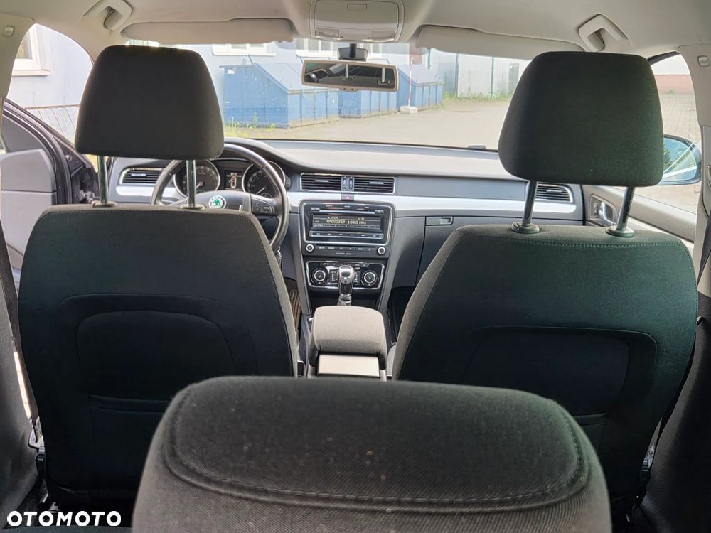 Skoda Superb 2.0 TDI PD Comfort - 28
