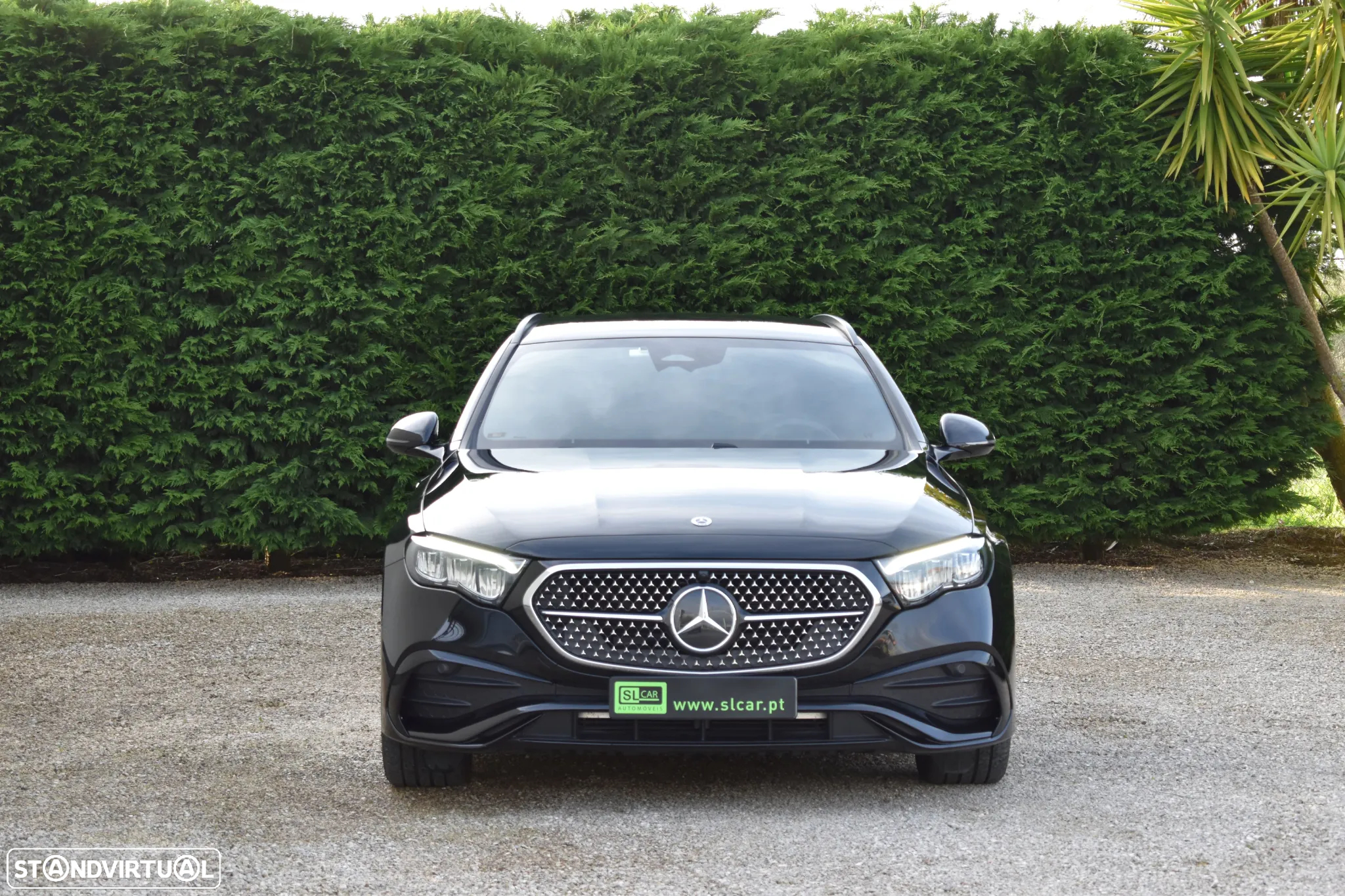 Mercedes-Benz E 300 e AMG Line - 27