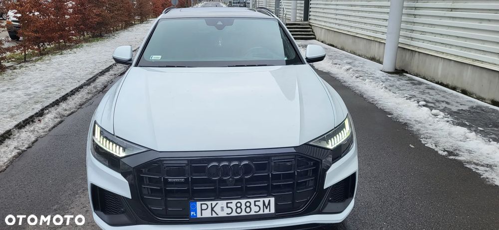 Audi Q8 - 35