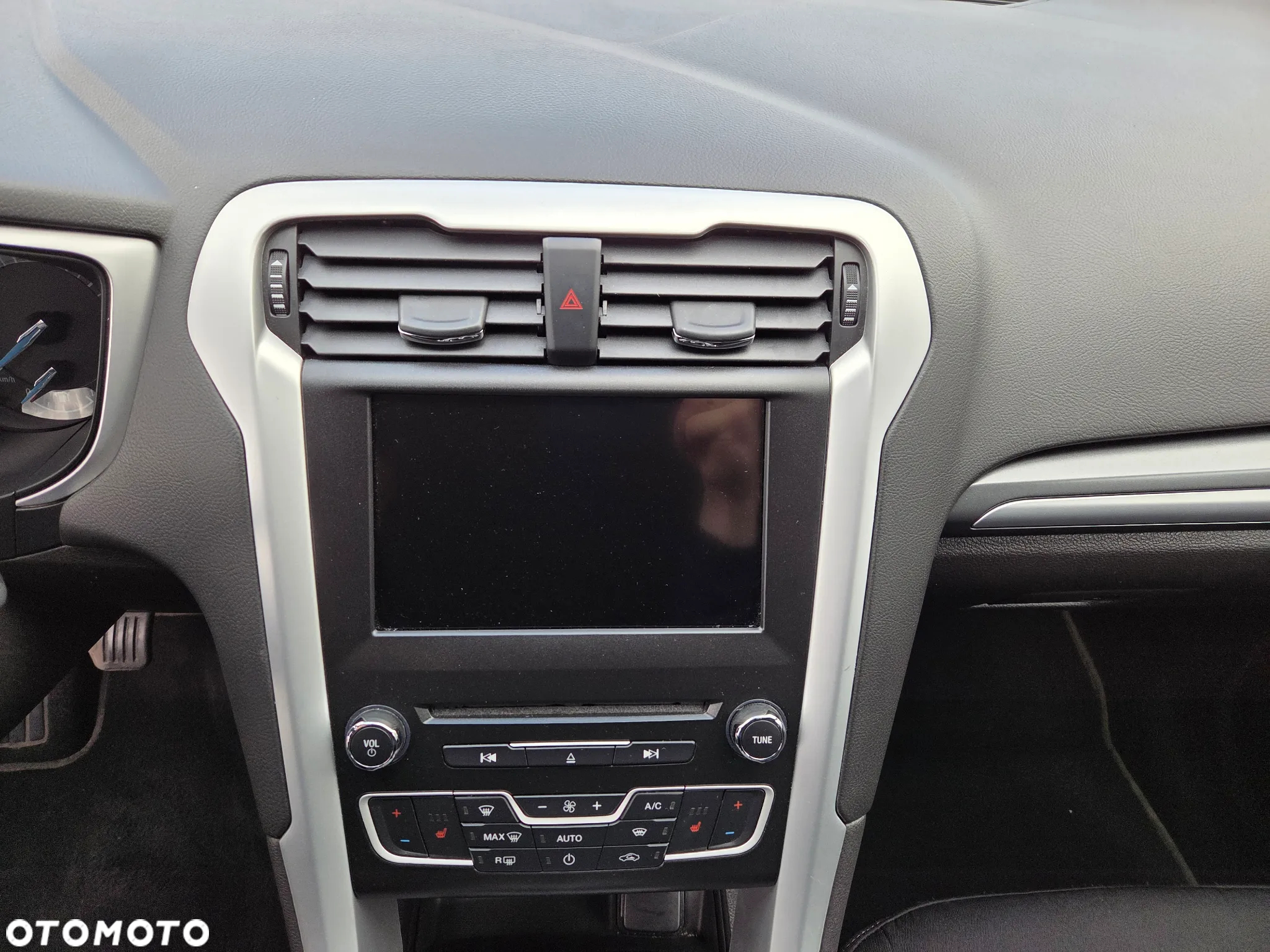 Ford Mondeo 2.0 TDCi Trend - 19