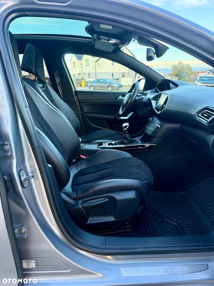 Peugeot 308 PureTech 130 GPF Stop & Start GT Pack - 11
