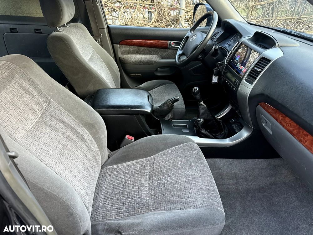 Toyota Land Cruiser - 15