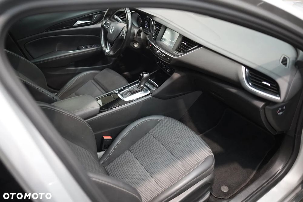 Opel Insignia - 26
