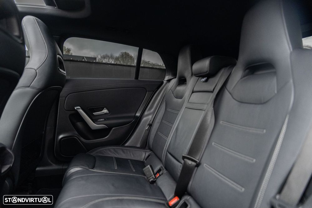 Mercedes-Benz CLA 200 - 57