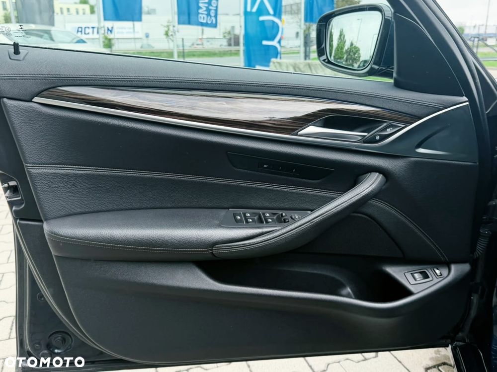 BMW Seria 5 530e iPerformance GPF Luxury Line - 15