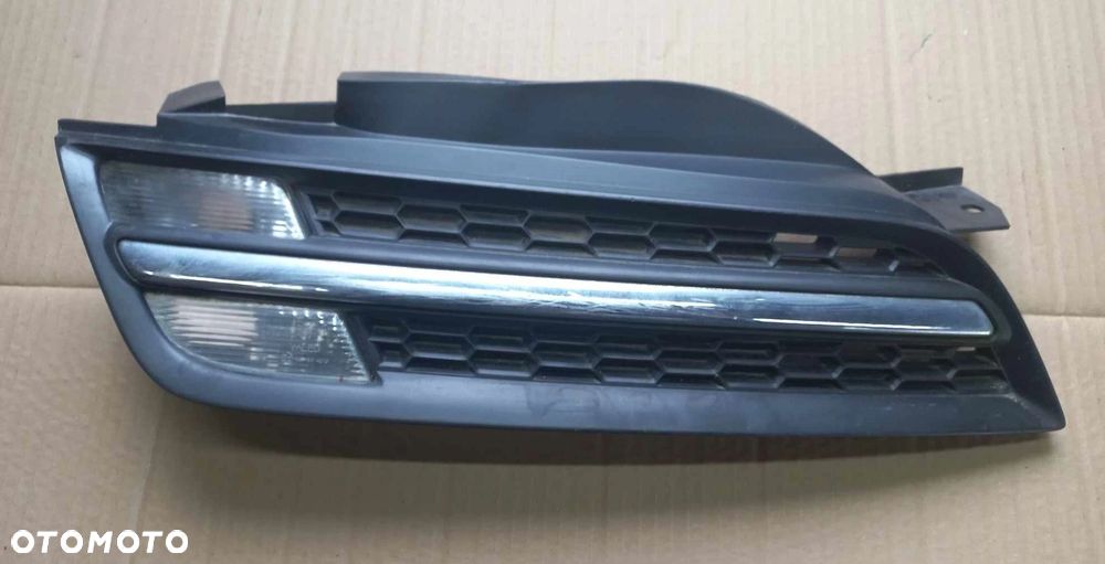 Micra K12 atrapa grill kratka Nissan - 3