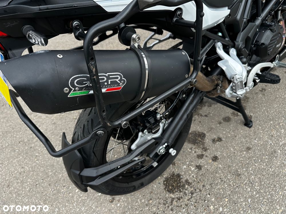 Benelli TRK 502X - 13