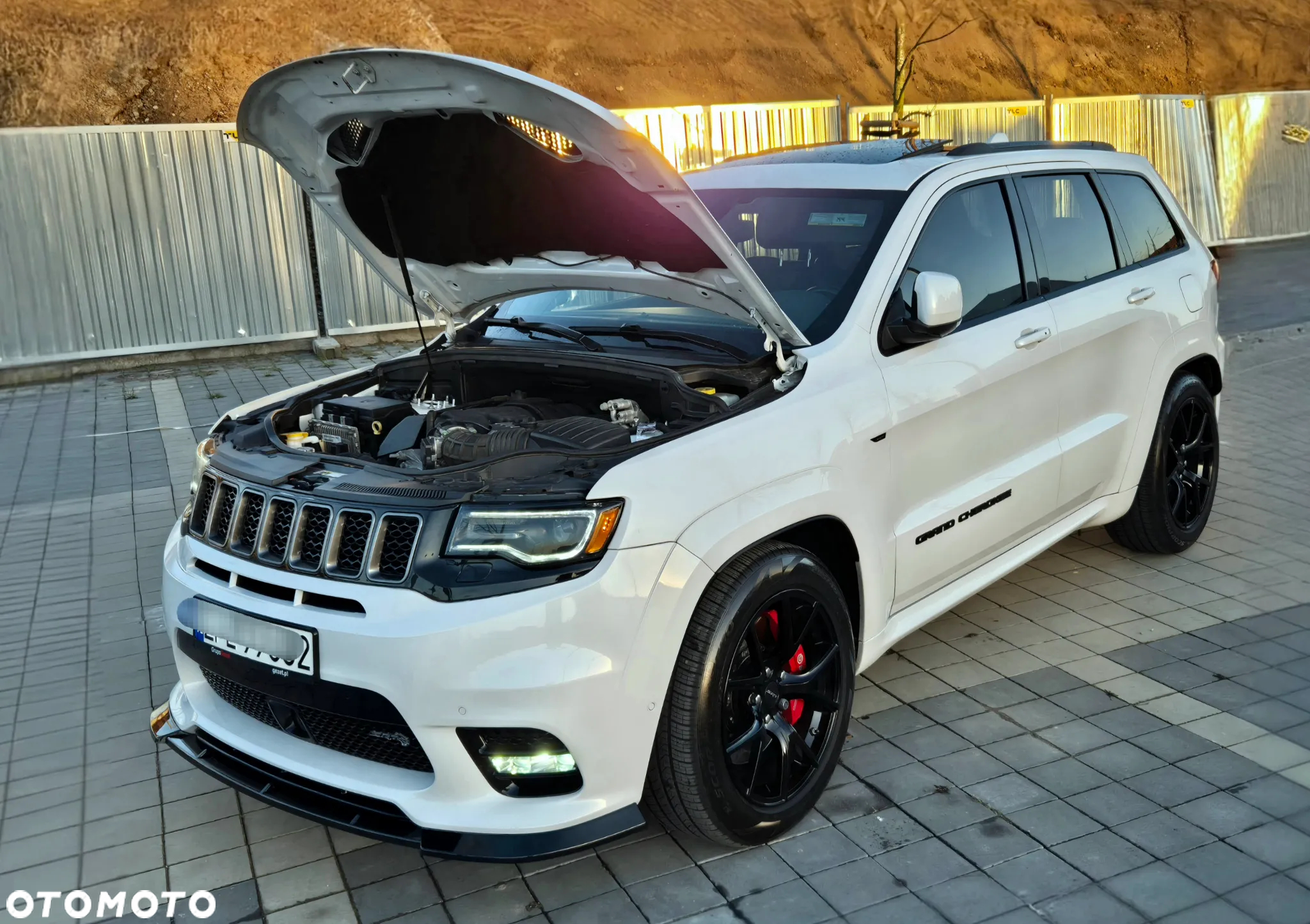 Jeep Grand Cherokee 6.4 V8 Hemi 4WD Automatik SRT