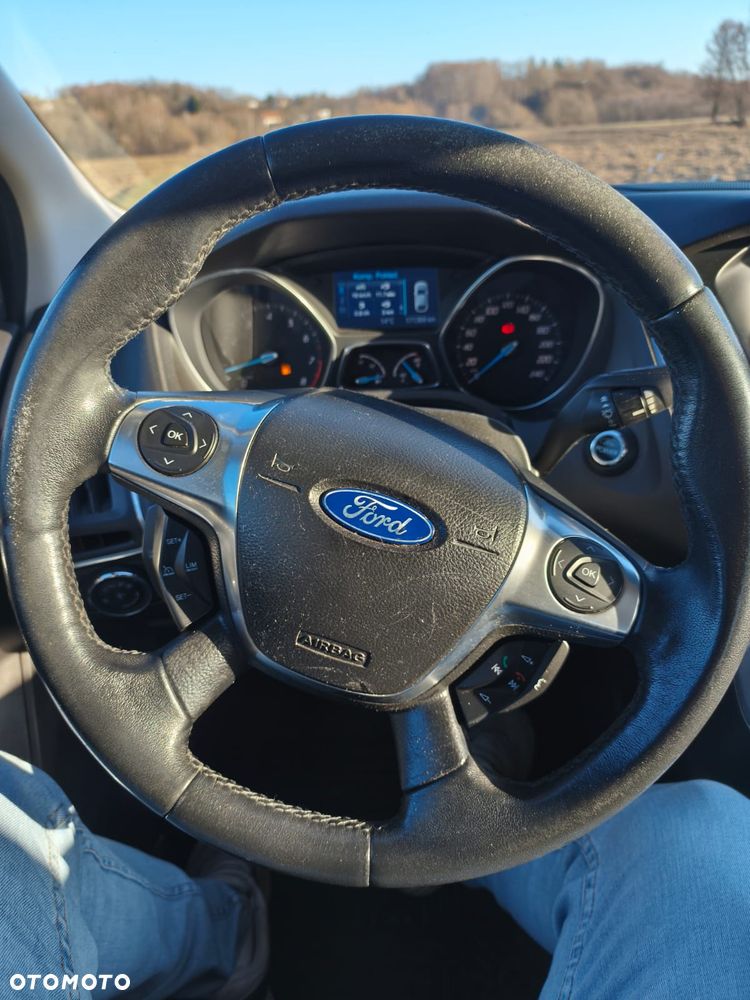 Ford Focus 1.6 EcoBoost Titanium - 8