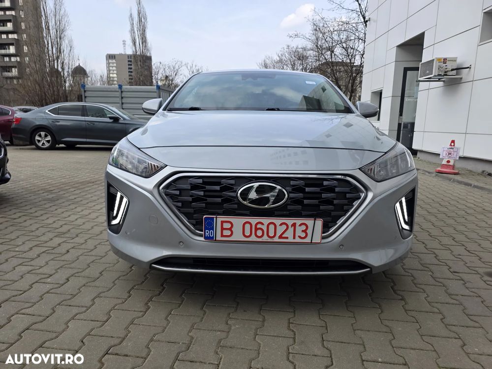 Hyundai IONIQ - 2