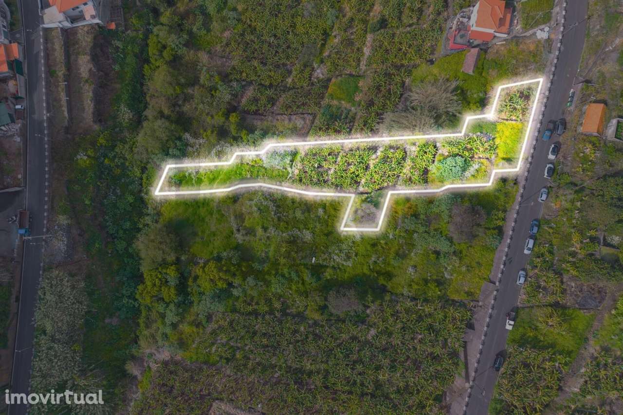 Terreno Exclusivo com 1112 m2 – Vista Mar e Localização Premium no Lom - Grande imagem: 5/25