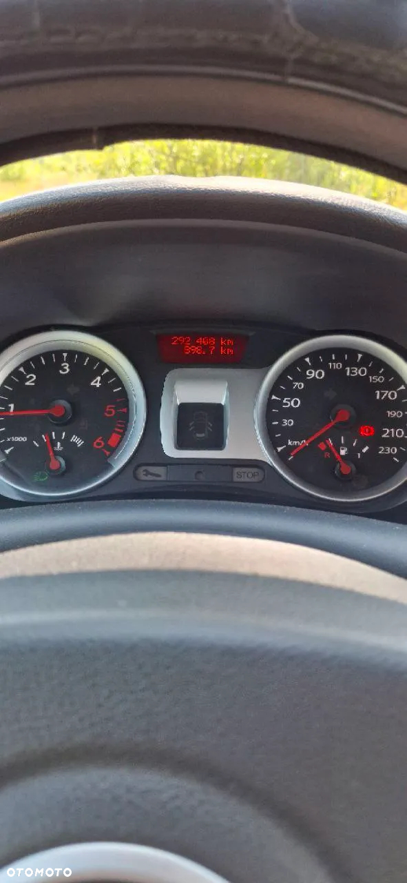 Renault Clio 1.5 dCi Authentique - 6