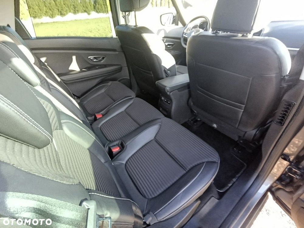 Renault Scenic - 22