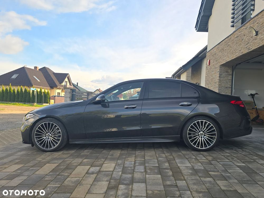 Mercedes-Benz Klasa C 300 d mHEV AMG - 8