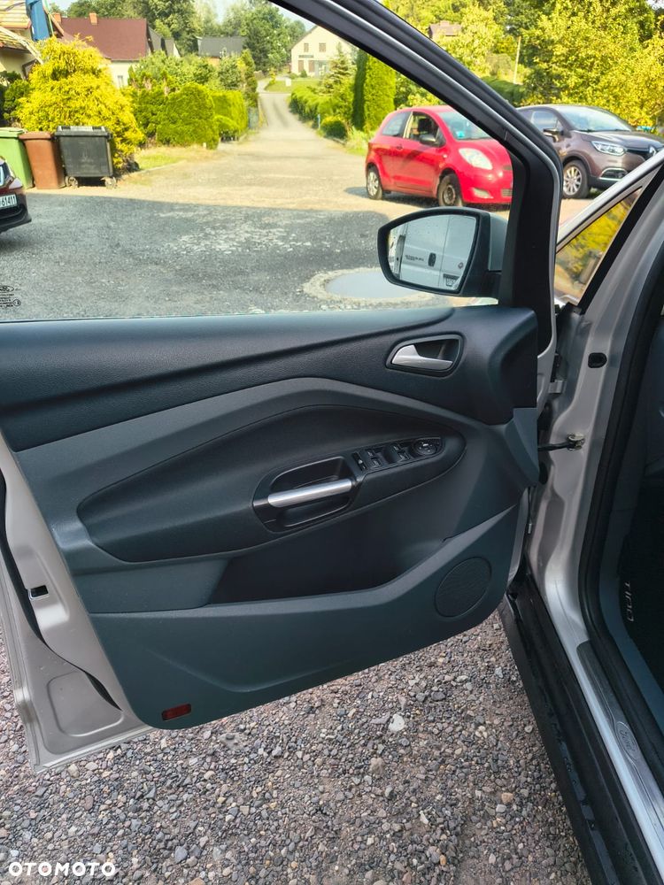 Ford C-MAX - 16