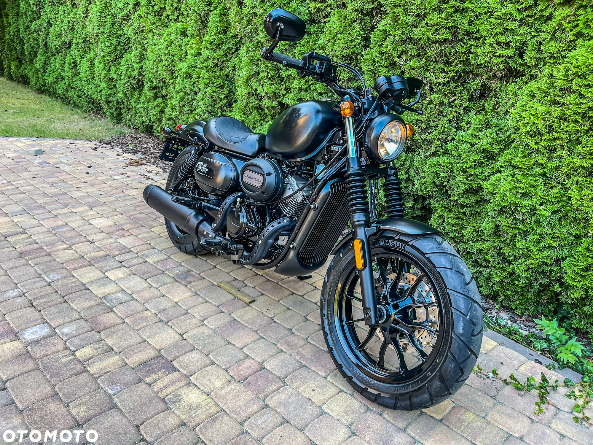 Hyosung GV - 3