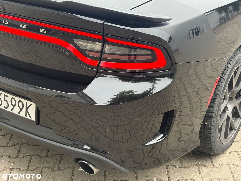 Dodge Charger 5.7 R/T Daytona - 4