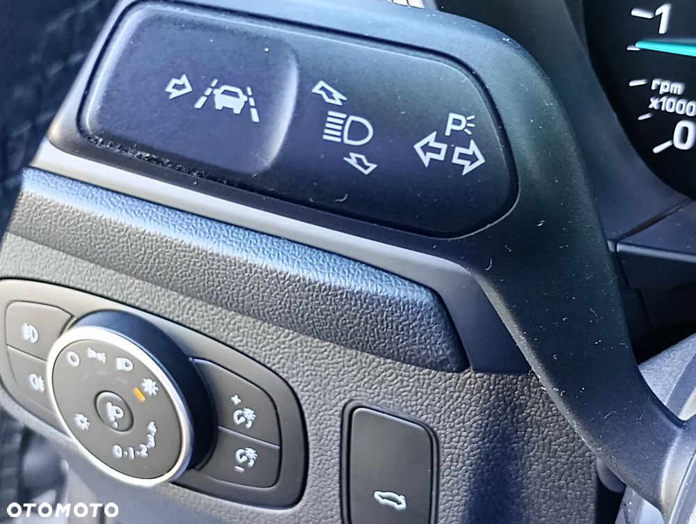 Ford Focus 1.5 EcoBlue Start-Stopp-System TITANIUM STYLE - 19