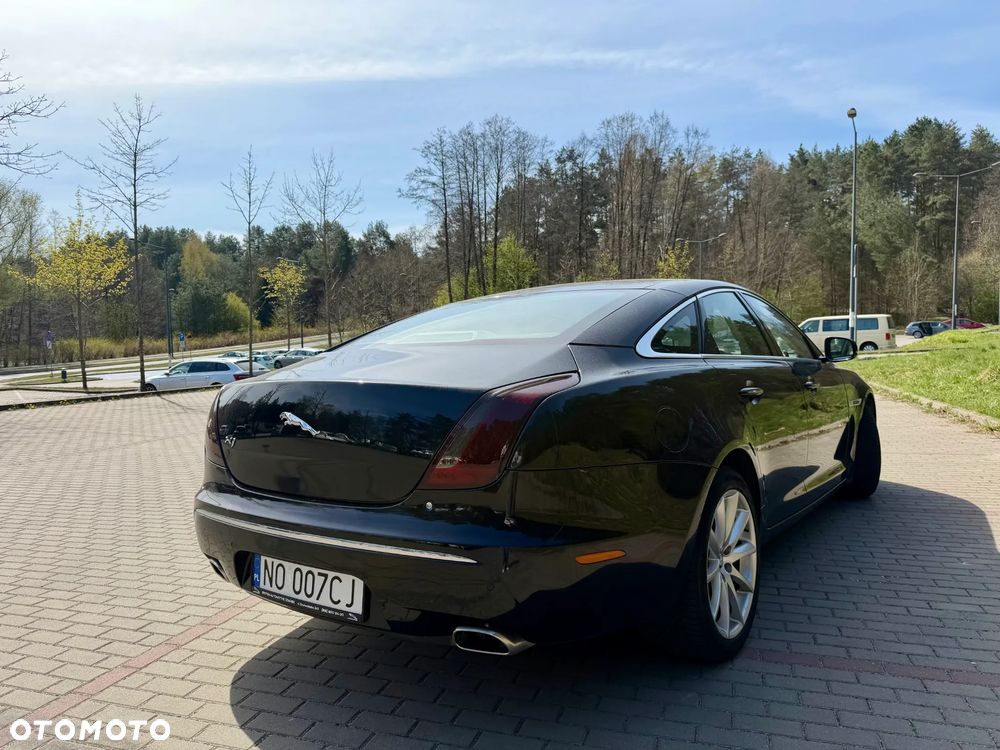Jaguar XJ 3.0 D V6 LWB Premium Luxury - 5