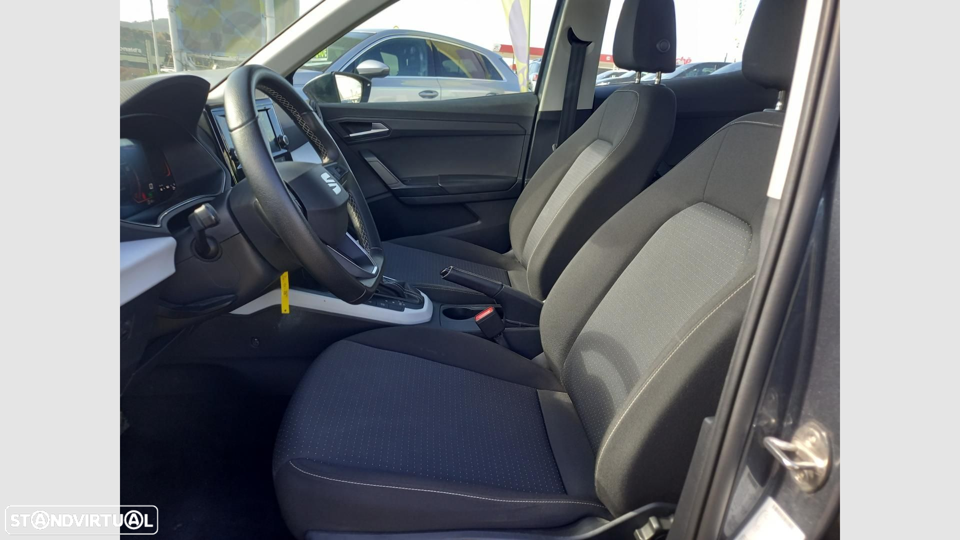SEAT Arona 1.0 TSI Style DSG - 14
