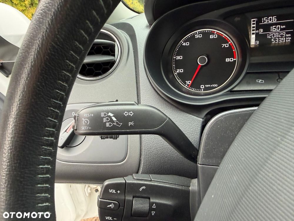 Seat Ibiza 1.4 16V Passion+ - 17