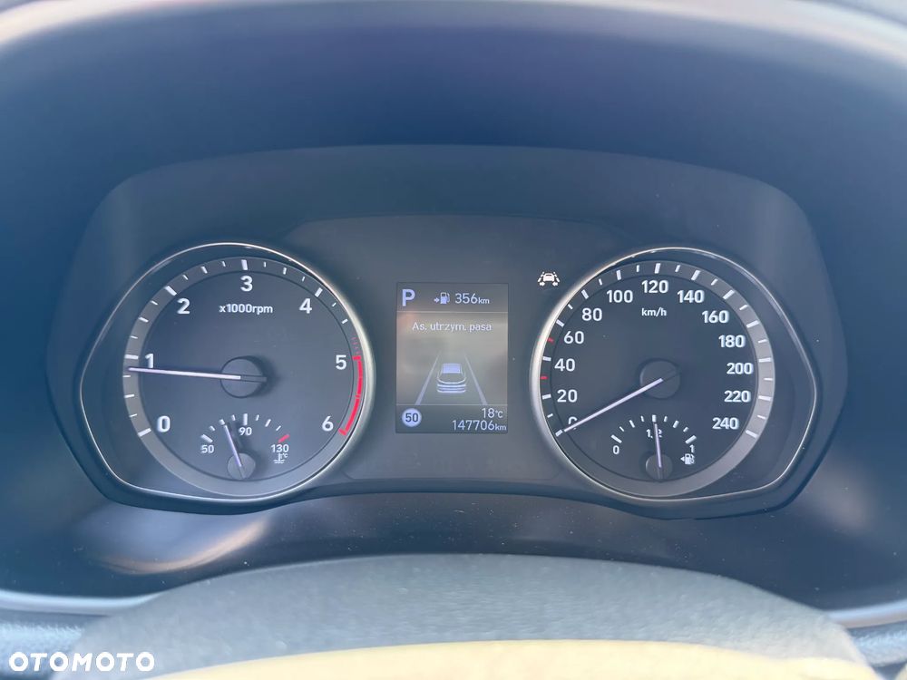 Hyundai i30 1.6 CRDI DCT Intro - 15