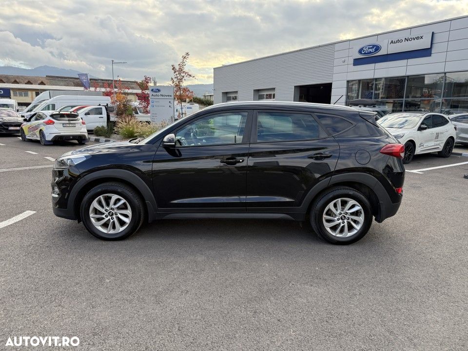 Hyundai Tucson 2.0 CRDI 4WD 6MT Style - 9