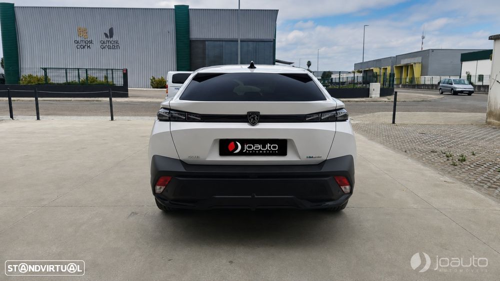 Peugeot 408 - 11