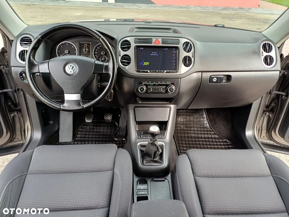 Volkswagen Tiguan 2.0 TDI DPF 4Motion Team - 14