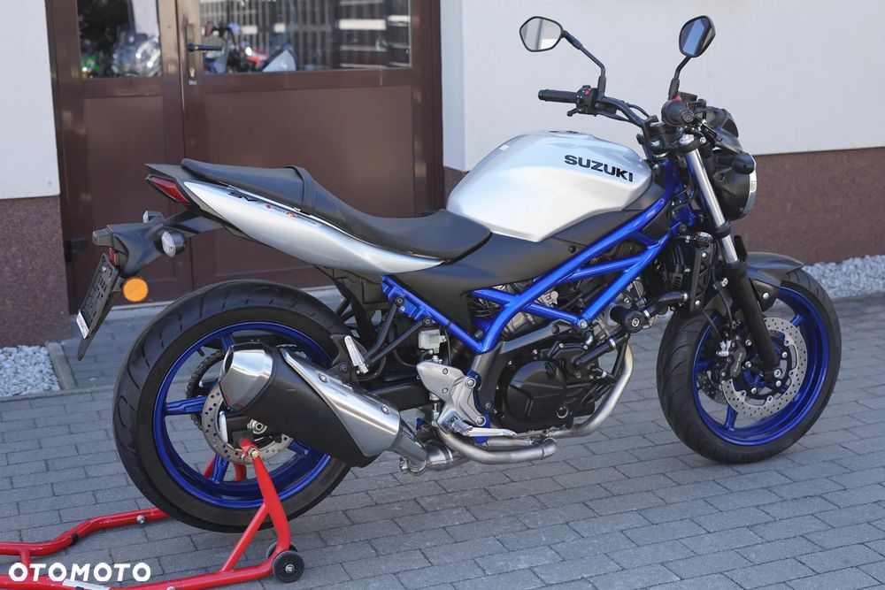 Suzuki SV - 4