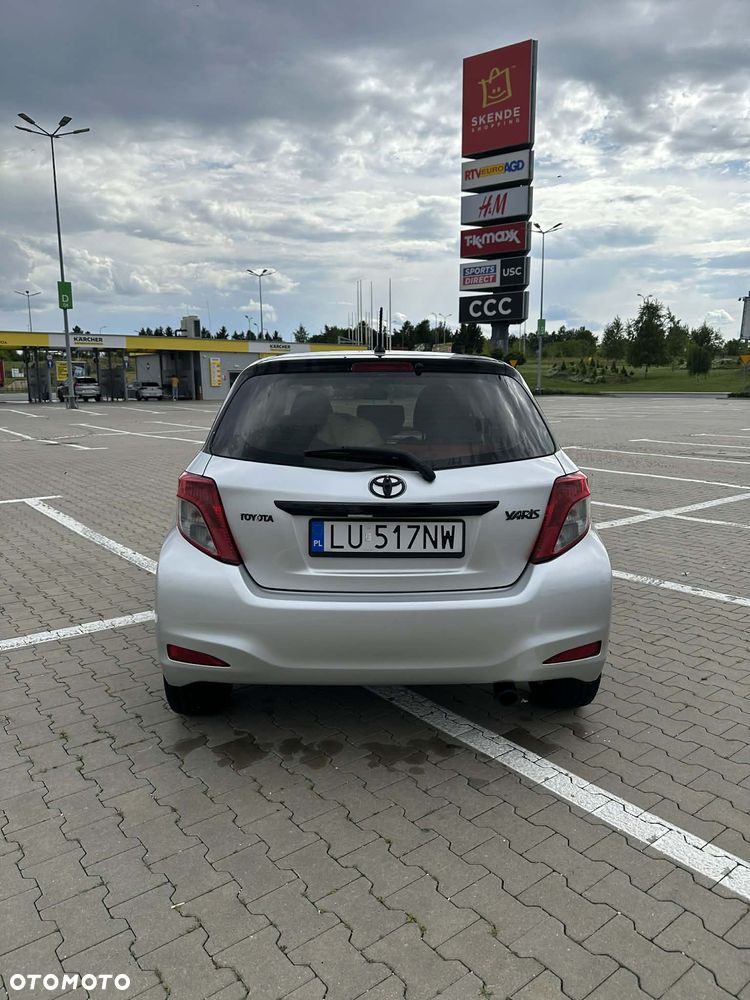 Toyota Yaris 1.4 D-4D Sol - 6