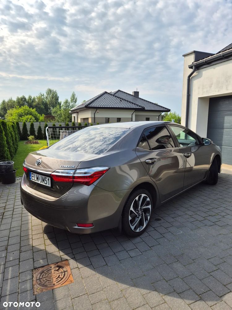 Toyota Corolla 1.6 Executive - 6