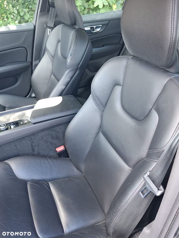 Volvo V60 B3 B Essential - 16
