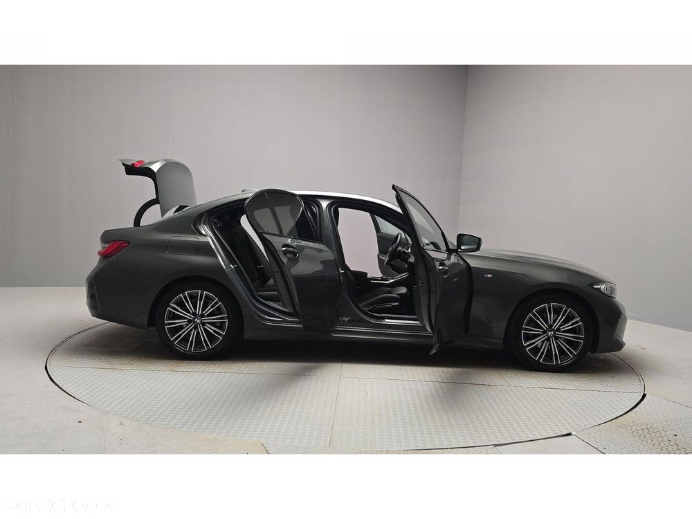 BMW Seria 3 - 13