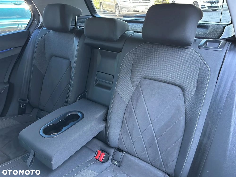 Volkswagen Golf - 19