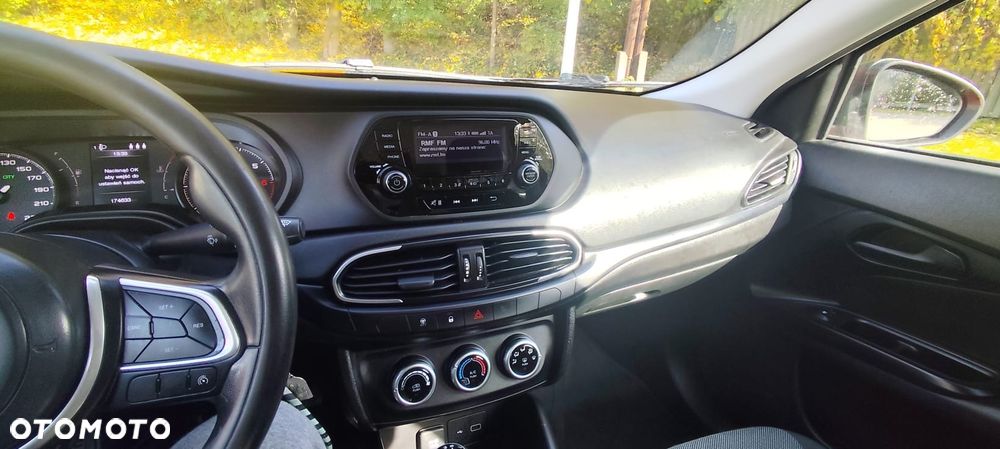 Fiat Tipo 1.4 16v Easy - 13