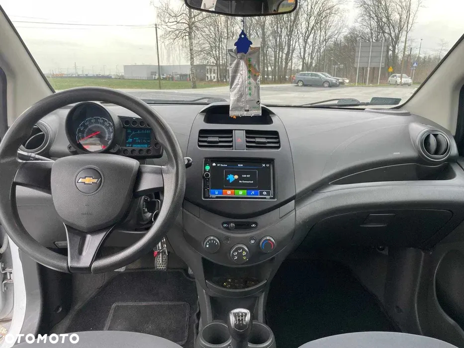 Chevrolet Spark 1.0 Base - 2