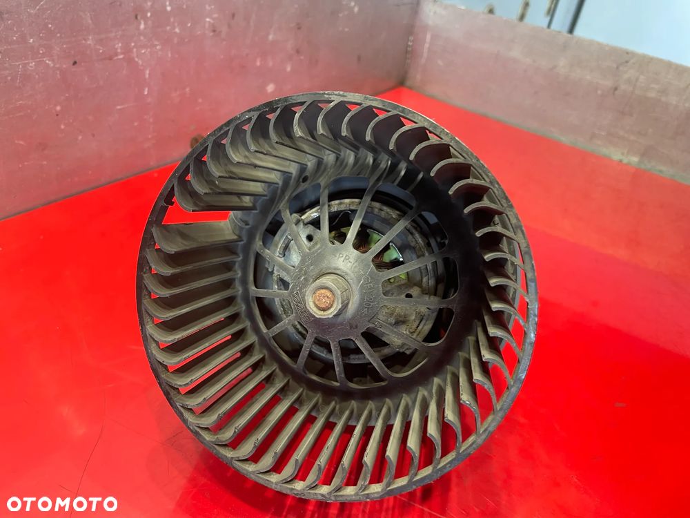 WENTYLATOR DMUCHAWA FORD MONDEO  6G9T-18456-AA - 5