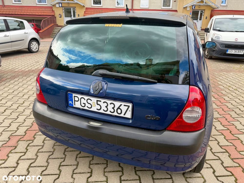 Renault Clio - 7