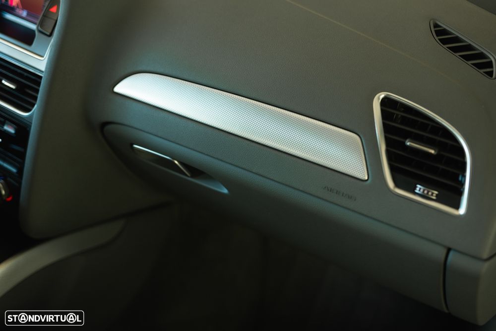 Audi A4 2.0 TDI multitronic Business Line Sport - 50