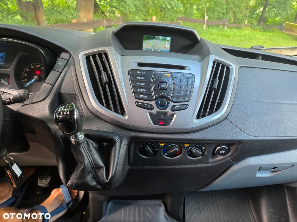 Ford Transit - 8