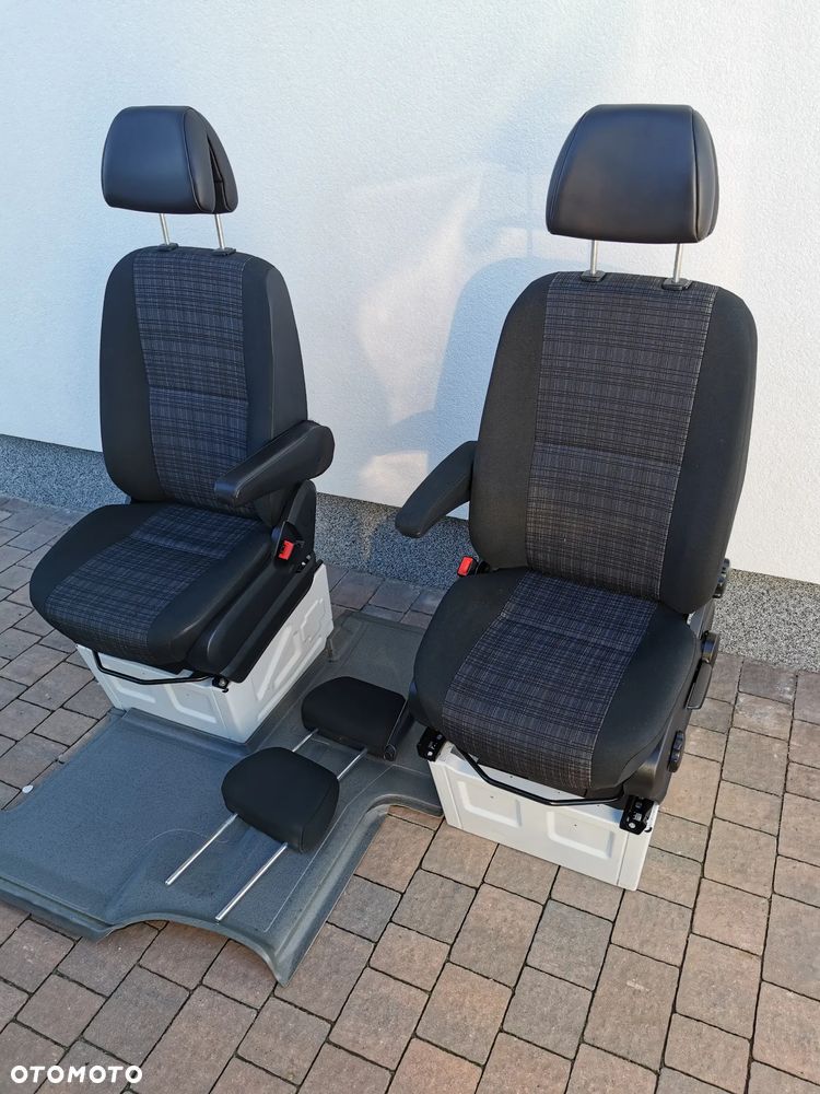 Fotel fotele Sprinter 906 907  kierowca pasażer kanapa dwójka - 1