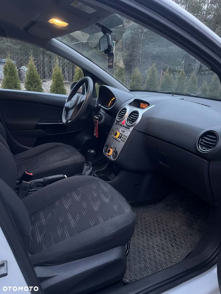 Opel Corsa 1.3 CDTI Enjoy - 10